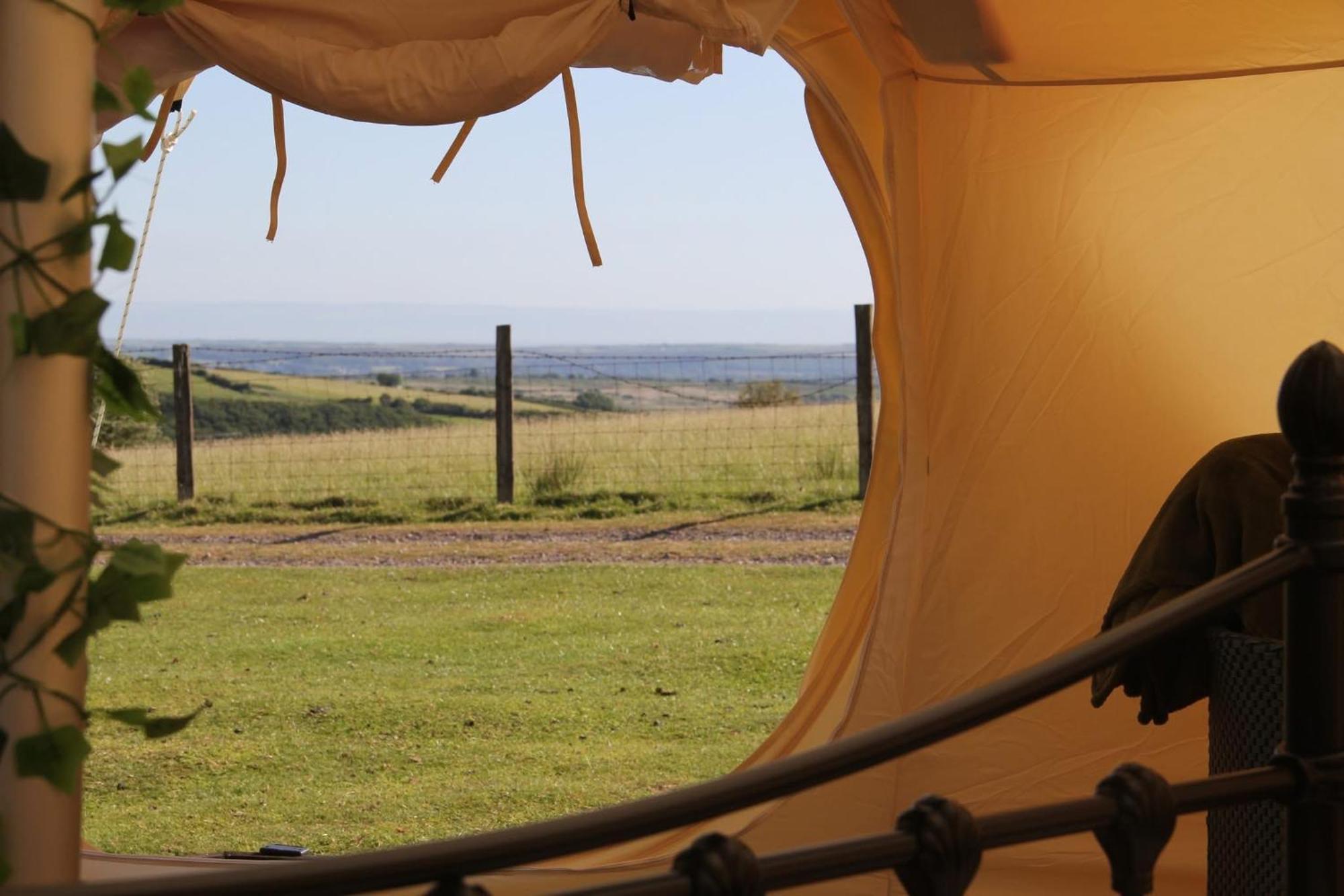 Tal-Y-Fan Farm 6M Stargazer Tent Bridgend  Buitenkant foto