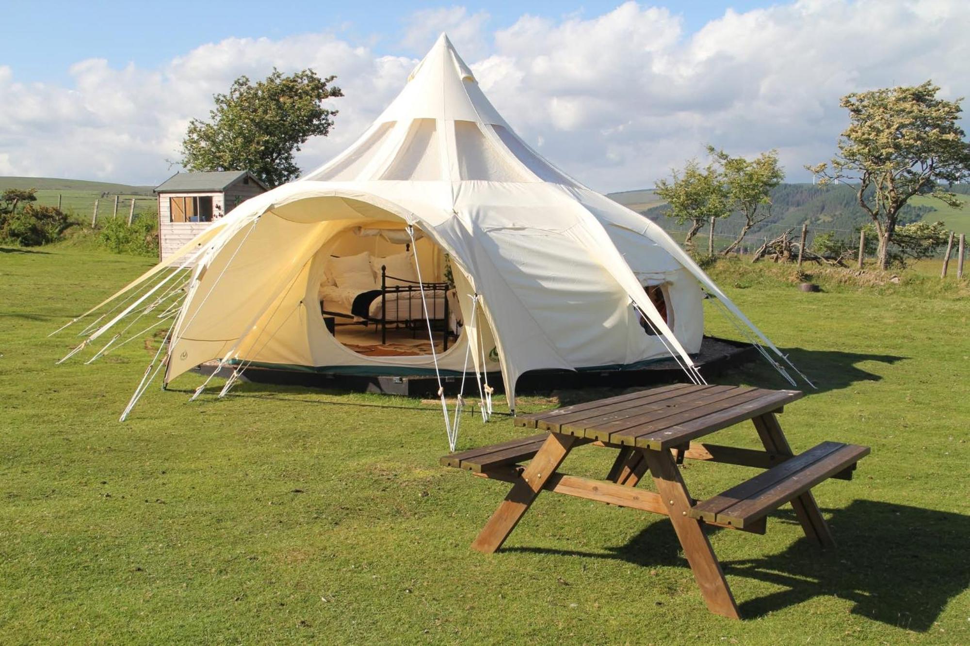 Tal-Y-Fan Farm 6M Stargazer Tent Bridgend  Buitenkant foto